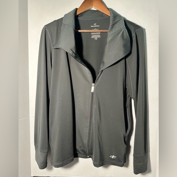 Women’s Nordic Track Zip Jacket. Gray.‎ Medium. - Picture 2 of 8
